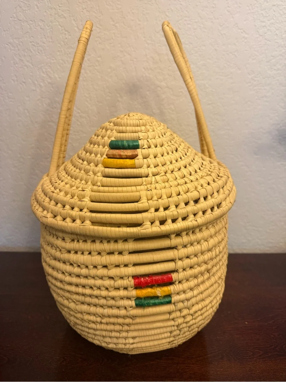 Seagrass Hand Woven Storage Display Basket With Lid & Handles 15x10x16 Boho Vtg